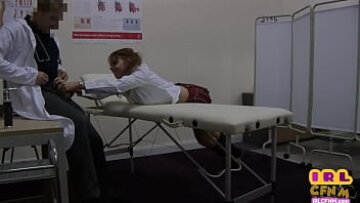 Adolescenții de majoritate devin obraznici în infirmeria doctorului